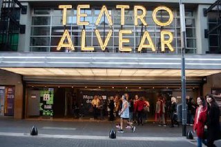 ¡Boom Teatral en Buenos Aires! 10 Obras Acaparan el 44% de la Audiencia en la Ciudad