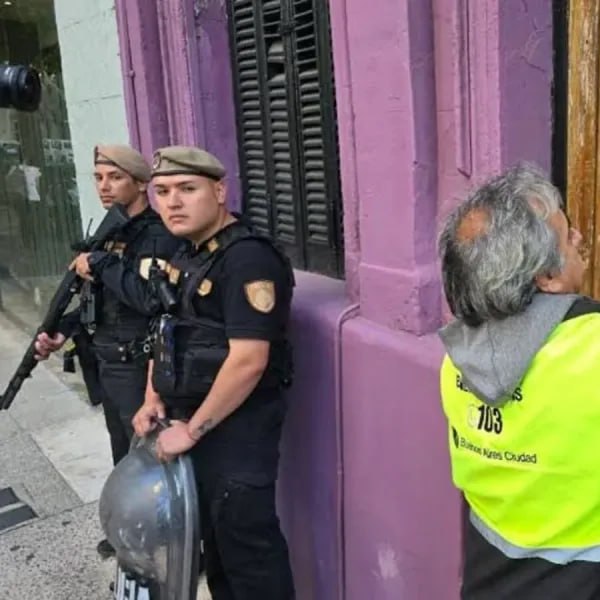 La Ciudad Resurge: Un Edificio Histórico Recuperado