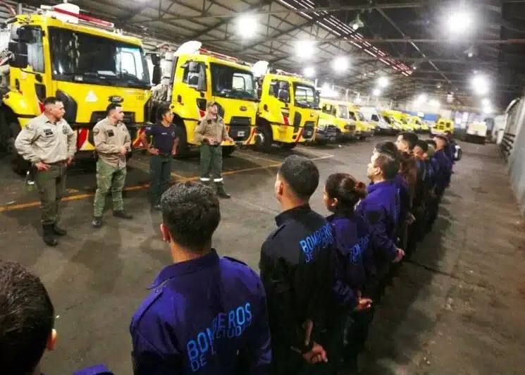 Buenos Aires destaca en la lucha contra incendios forestales